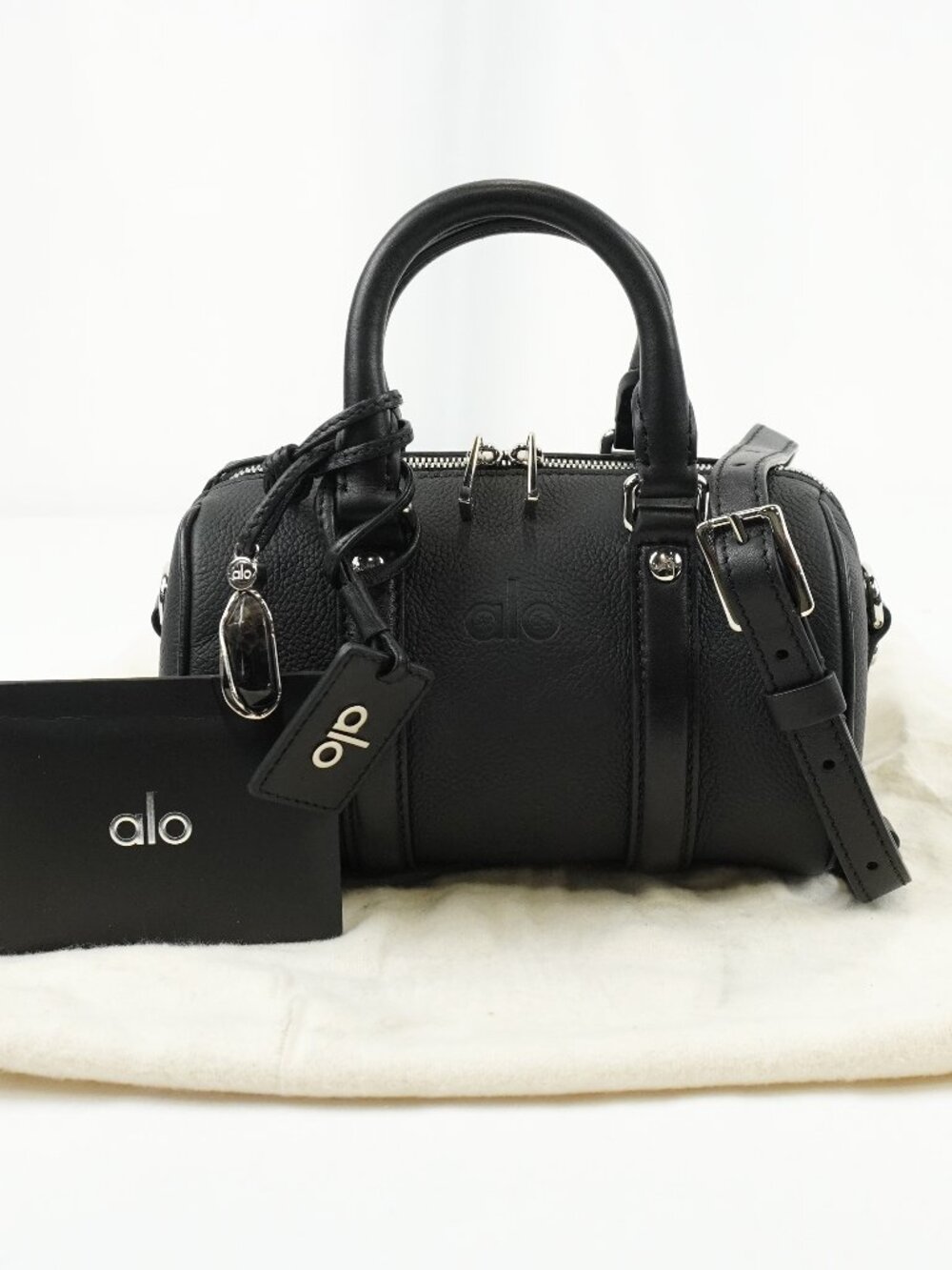 Alo Yoga Mini Voyage Mini Bag In Black Leather With Removable Strap & Tags